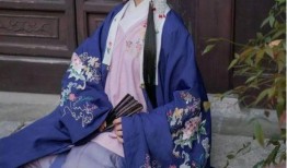 汉服吃瓜少女写真,吃瓜少女的古典韵味写真集