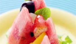 胖肉仙姑吃瓜,胖肉仙姑的瓜田奇遇记