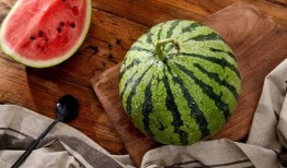 上海路吃瓜,吃瓜群众的欢乐盛宴