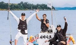 渔村吃瓜群众,揭秘渔村生活百态