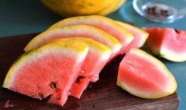 勺子吃瓜的gif,趣味横生的瞬间捕捉