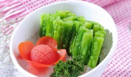 公司吃瓜王总,他是如何成为办公室焦点人物的？