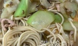 杭州炒面吃瓜,一勺香浓，一瓜解暑，夏日里的味蕾盛宴