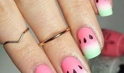 美甲吵架吃瓜,一场吃瓜群众的围观盛宴