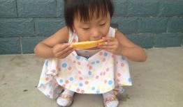 小孩吃瓜下棋,儿童趣味吃瓜下棋体验记