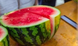 广西建行学院吃瓜